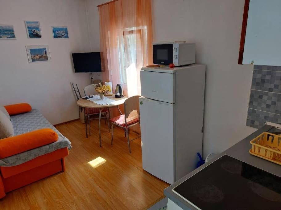 Apartmán Matija I Bartol Pirovac Exteriér fotografie